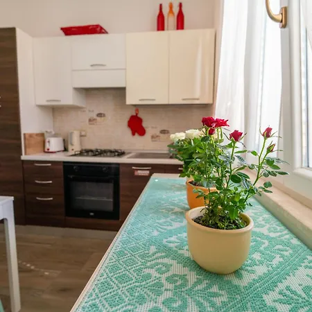 Casa Yvona Проживание в семье Альгеро