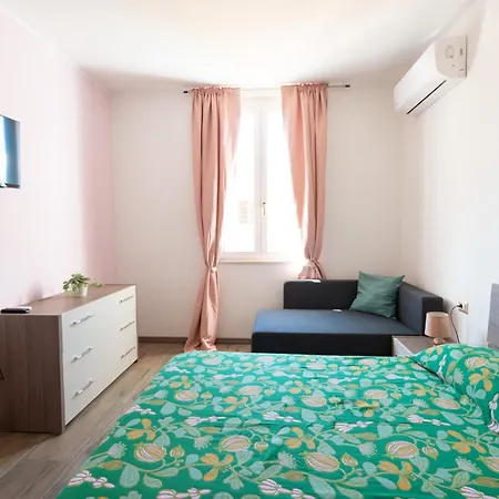 Privatunterkunft Casa Yvona
